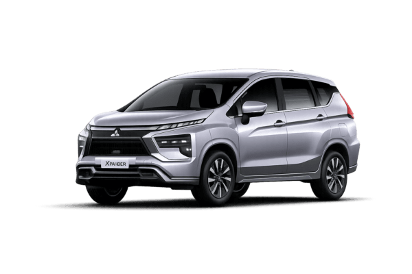 Mitsubishi Xpander putih untuk layanan sewa mobil Jakarta dengan driver profesional dari Altranscar Rent Car